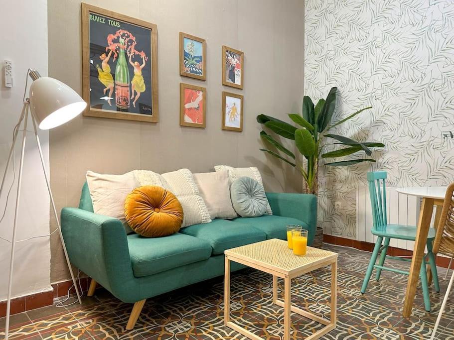 Ferienwohnung Aires Bohemios En Pleno Centro. Alicante Exterior foto