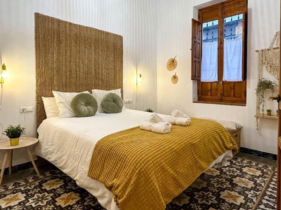 Ferienwohnung Aires Bohemios En Pleno Centro. Alicante Exterior foto
