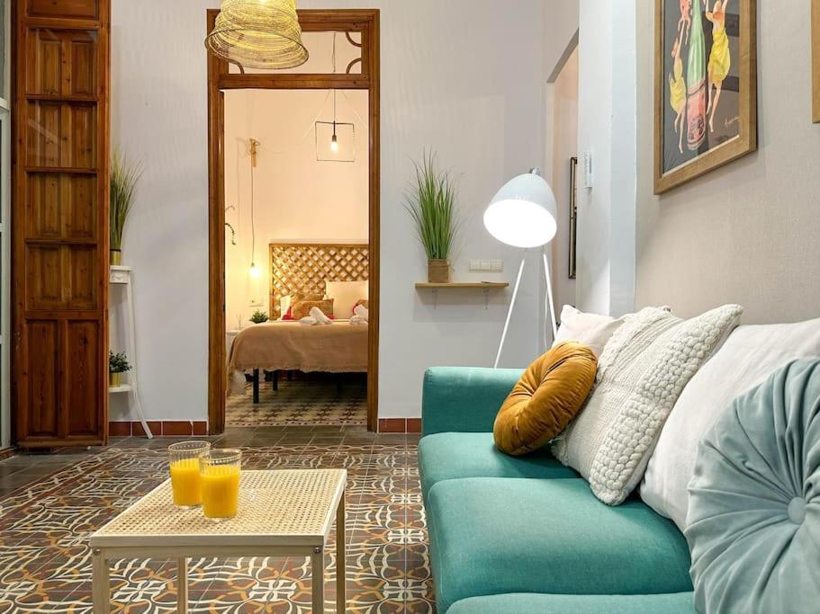 Ferienwohnung Aires Bohemios En Pleno Centro. Alicante Exterior foto